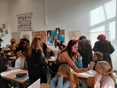 4.12. Mikuláš, čerti a andílci ve škole