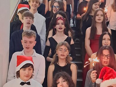 Zpívání na schodech