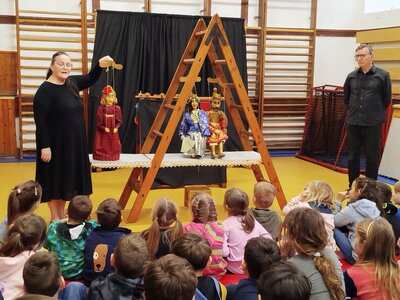 Divadlo ŠUS - Ulhaná princezna