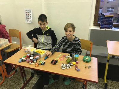 Bleší trh - tradiční součást vánočního projektového dne