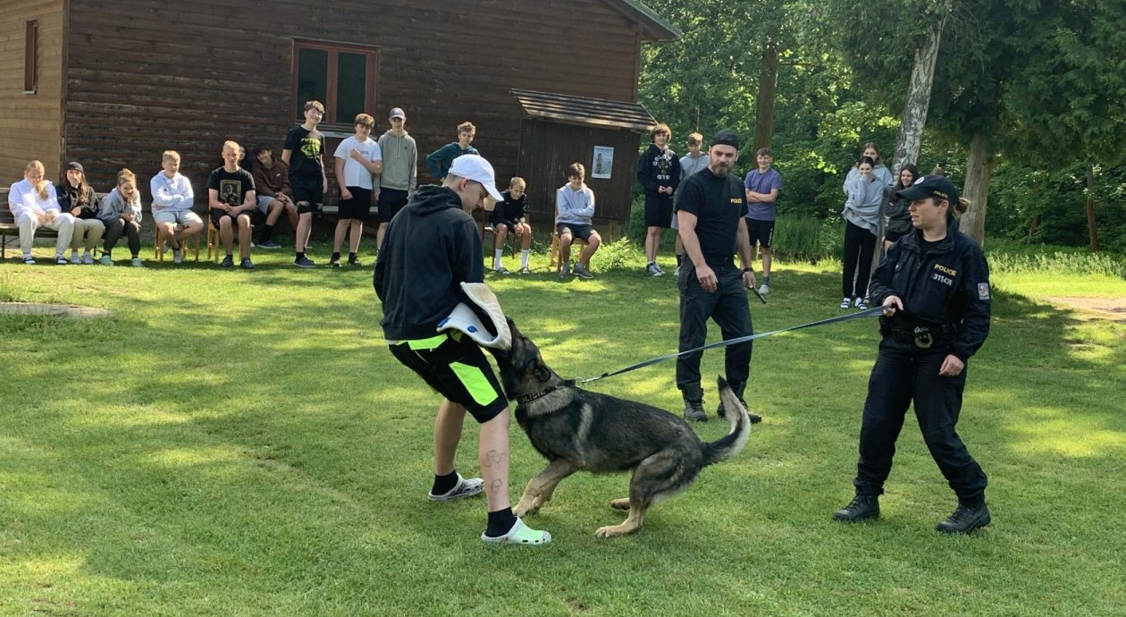 Sportovní kurz 8. B ve Lhotce u Mělníka