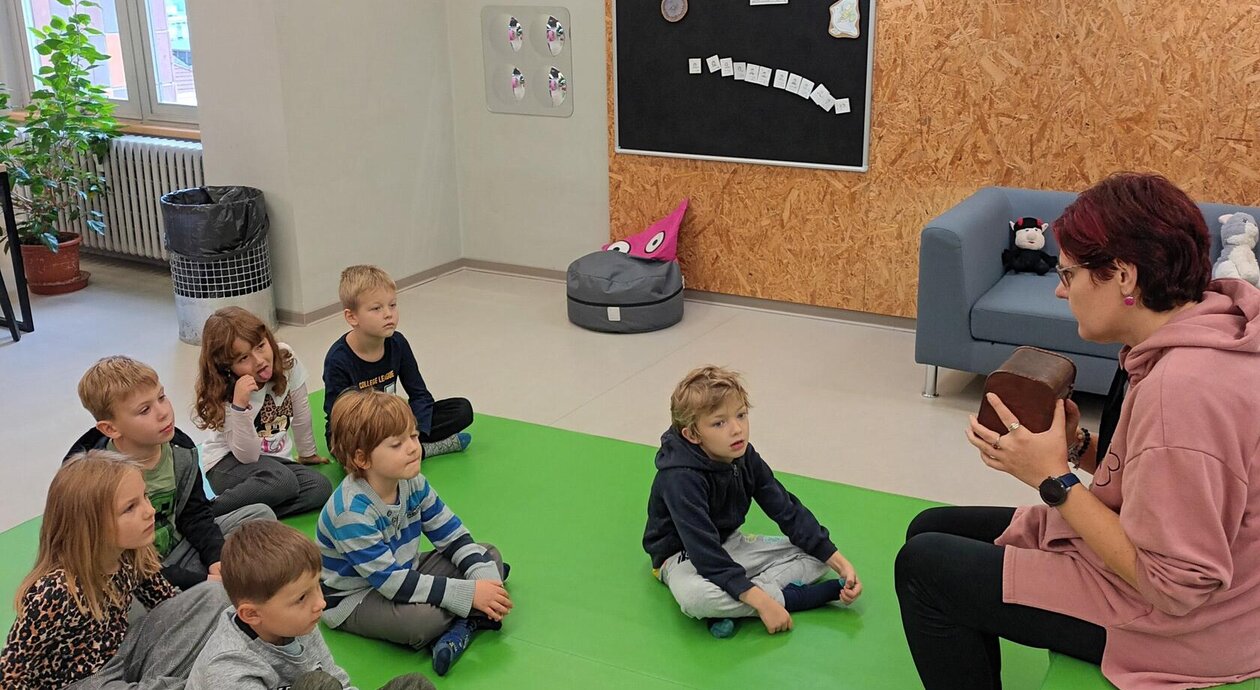 MĚSTSKÁ KNIHOVNA MĚLNÍK