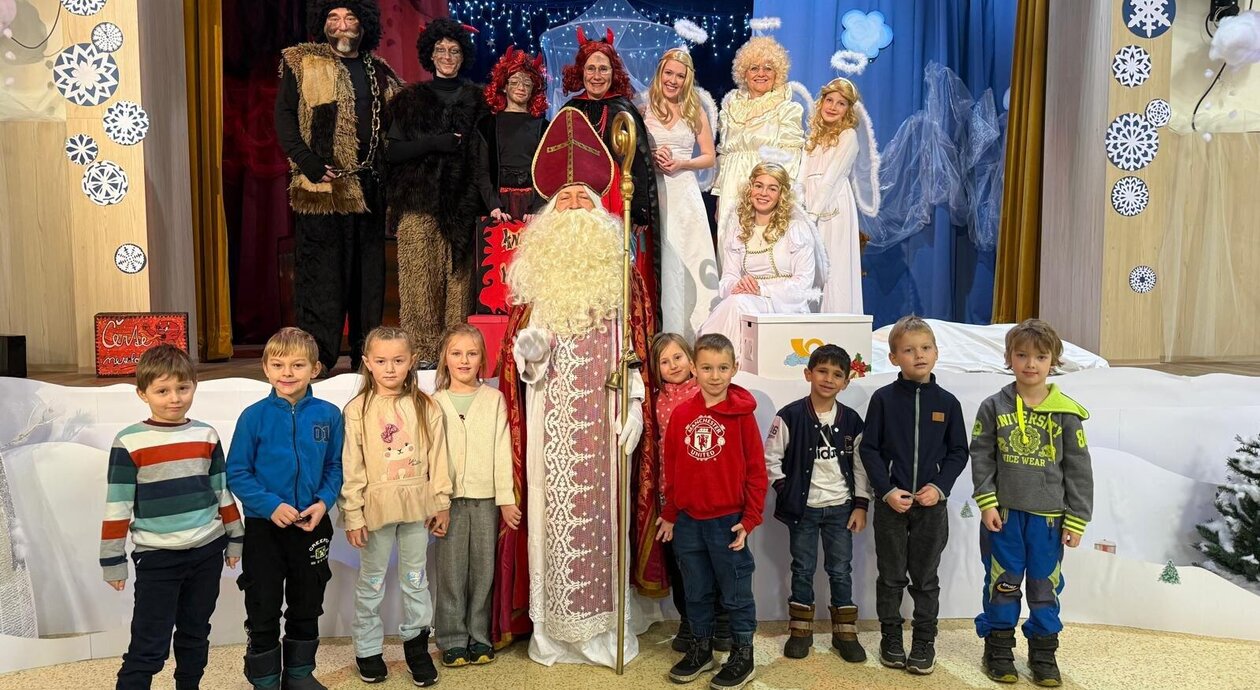 DDM  -  MIKULÁŠSKÁ POHÁDKA